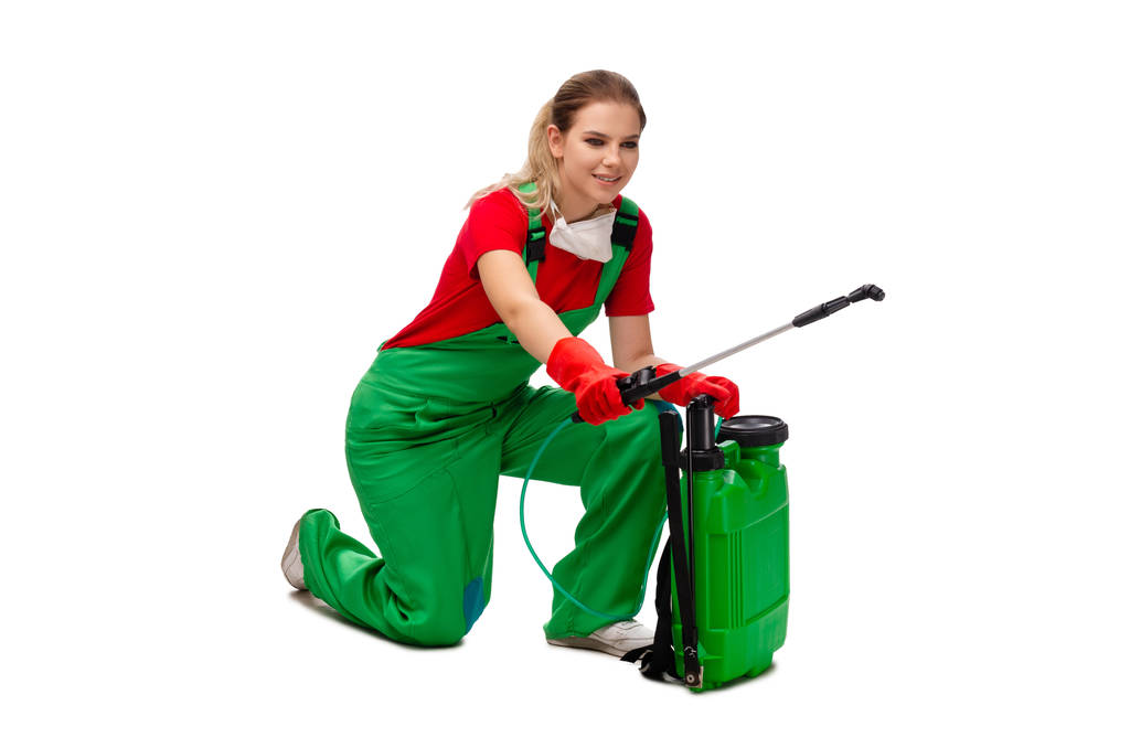 Applying the best IGR for roaches to break the German cockroach reproductive cycle